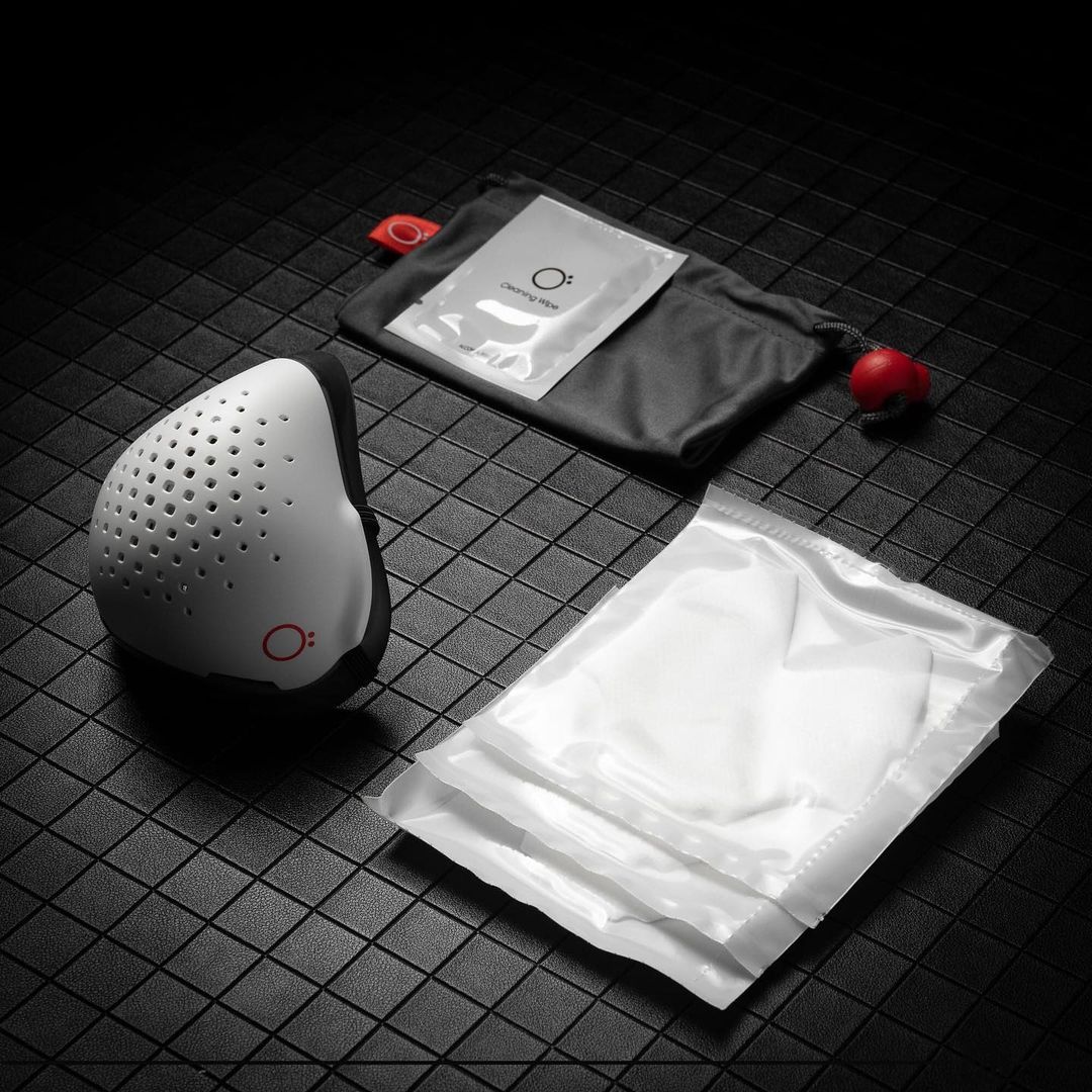 V1.2 - Pure O2 Curve Respirator w/ 3 Filters & Travel Pouch & Earloop Straps by O2Canada.com