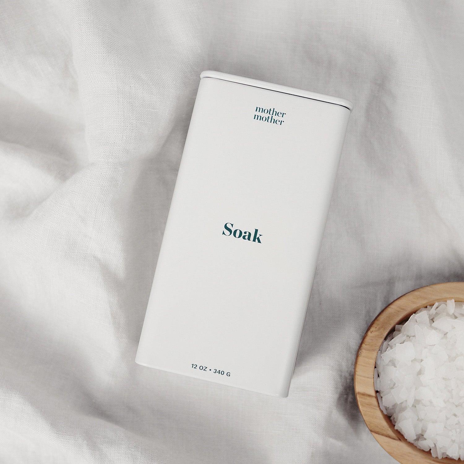 Magnesium flakes bath soak