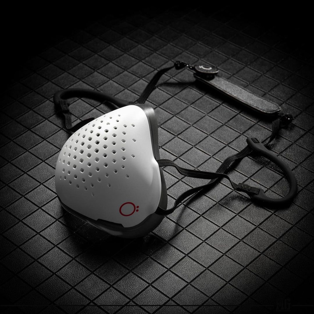 V1.2 - Pure O2 Curve Respirator w/ 3 Filters & Travel Pouch & Earloop Straps by O2Canada.com