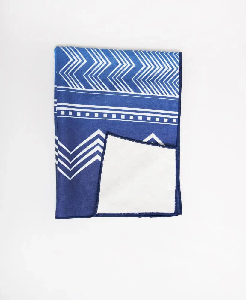 Yoga Towel | Non Slip Silicon Nubs | Absorbent Microfiber | Blue | Yune Yoga | The Diamond - Yune Yoga