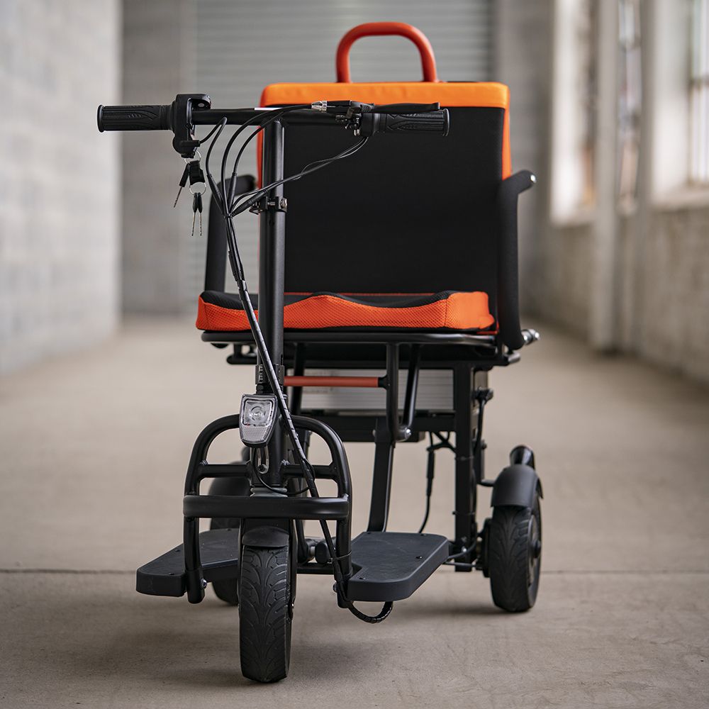 Ezfold Super Lightweight 46 lbs Foldable Scooter by JYD